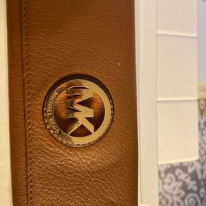 Michael Kors wallet. Authentic